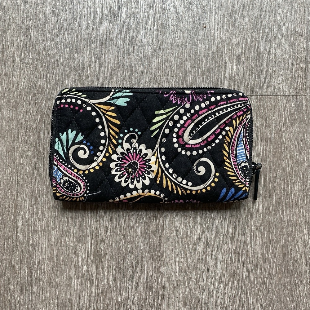Vera Bradley Black Swirl Zip Wallet Paisley Bandana Print Card Holder Zipper